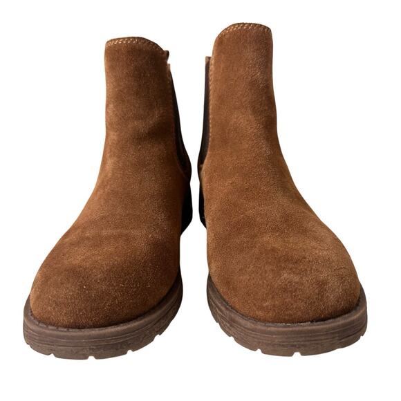 Bjorndal Brenna Chelsea Boots Brown Suede Booties Pull On Women’s Sz. 7 Comfort - Picture 3 of 16